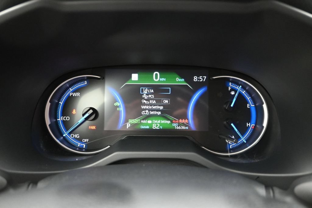 Used 2025 Toyota RAV4 LE AWD/4WD image 14
