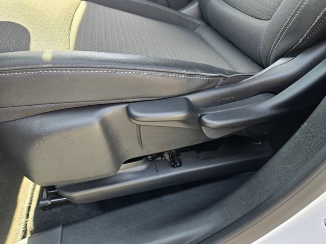 Used 2025 Buick Encore GX Preferred FWD image 15