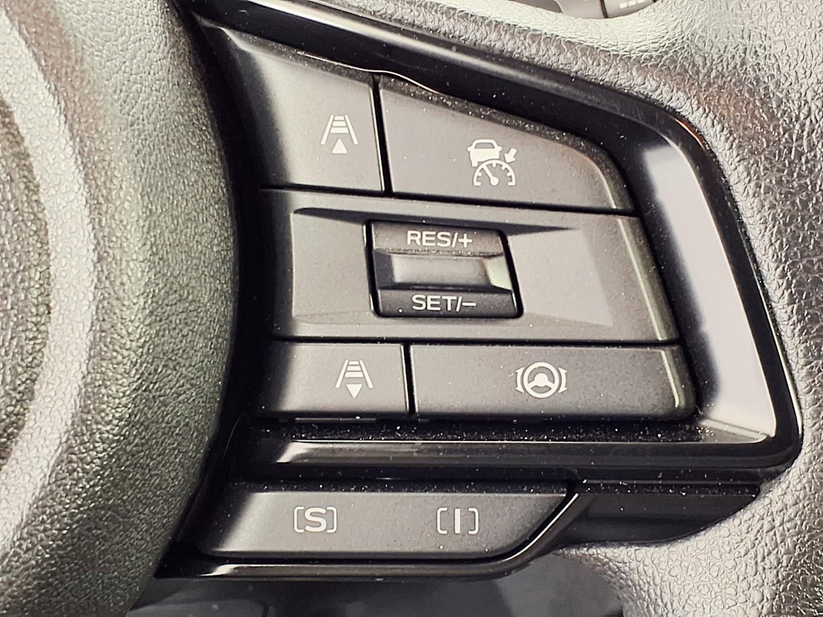 Certified 2025 Subaru Crosstrek 2.0i Premium AWD/4WD image 17