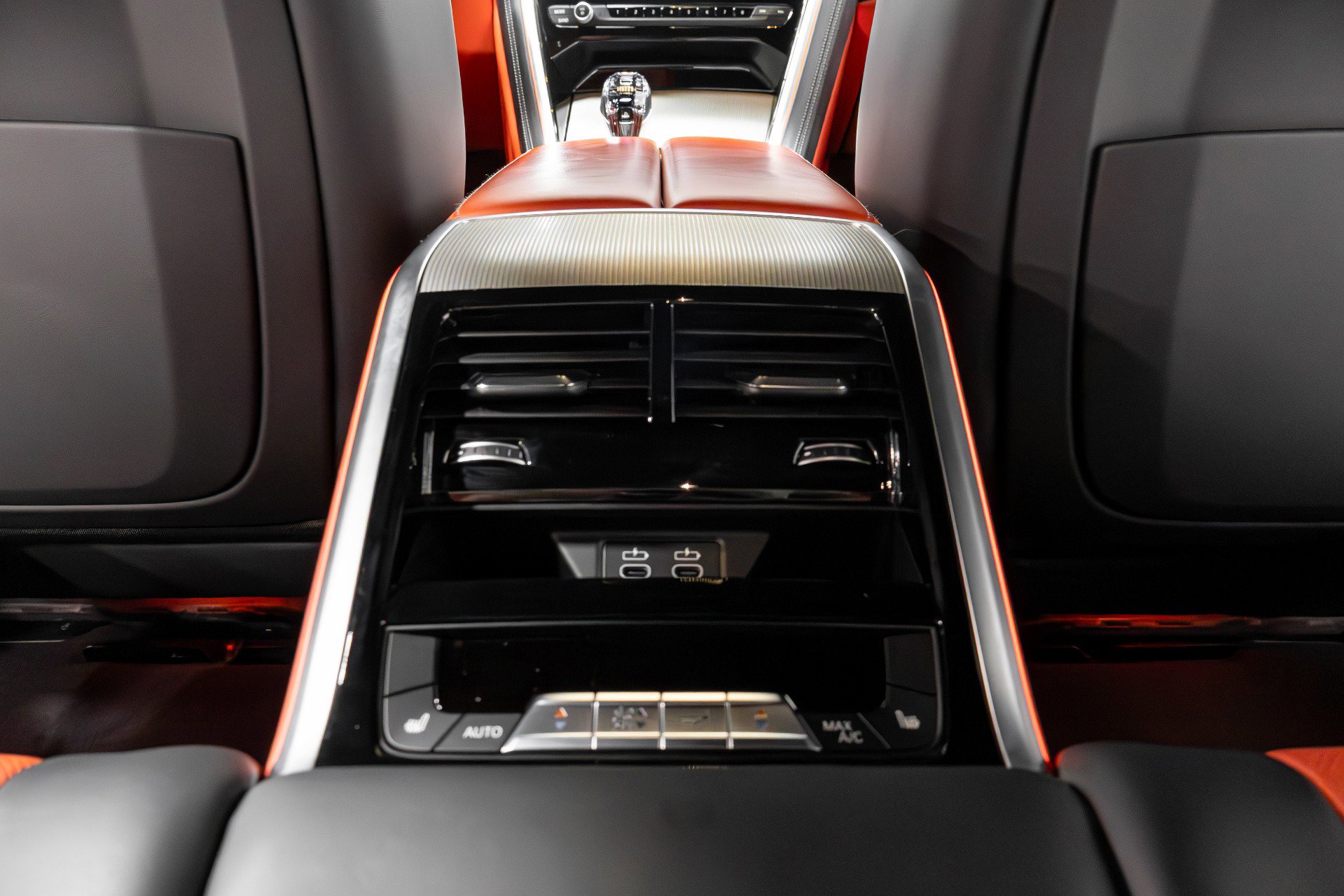 Used 2023 BMW ALPINA B8 xDrive Gran Coupe image 27