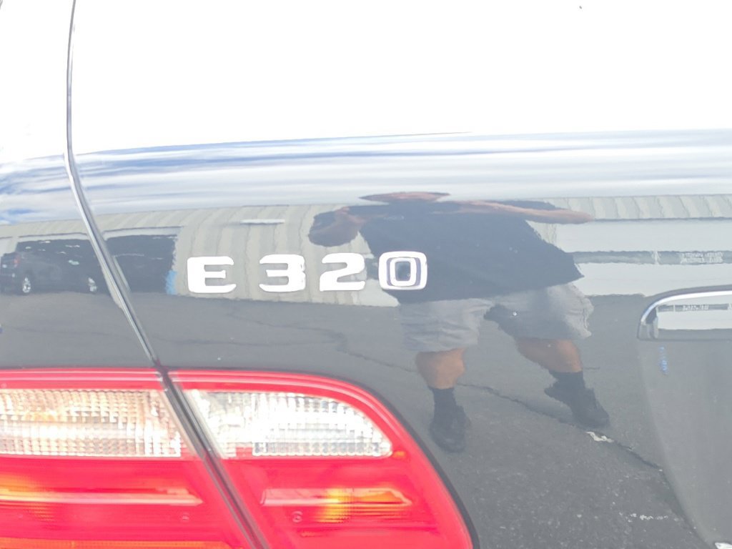 Used 2002 Mercedes-Benz E 320 4MATIC Sedan image 7