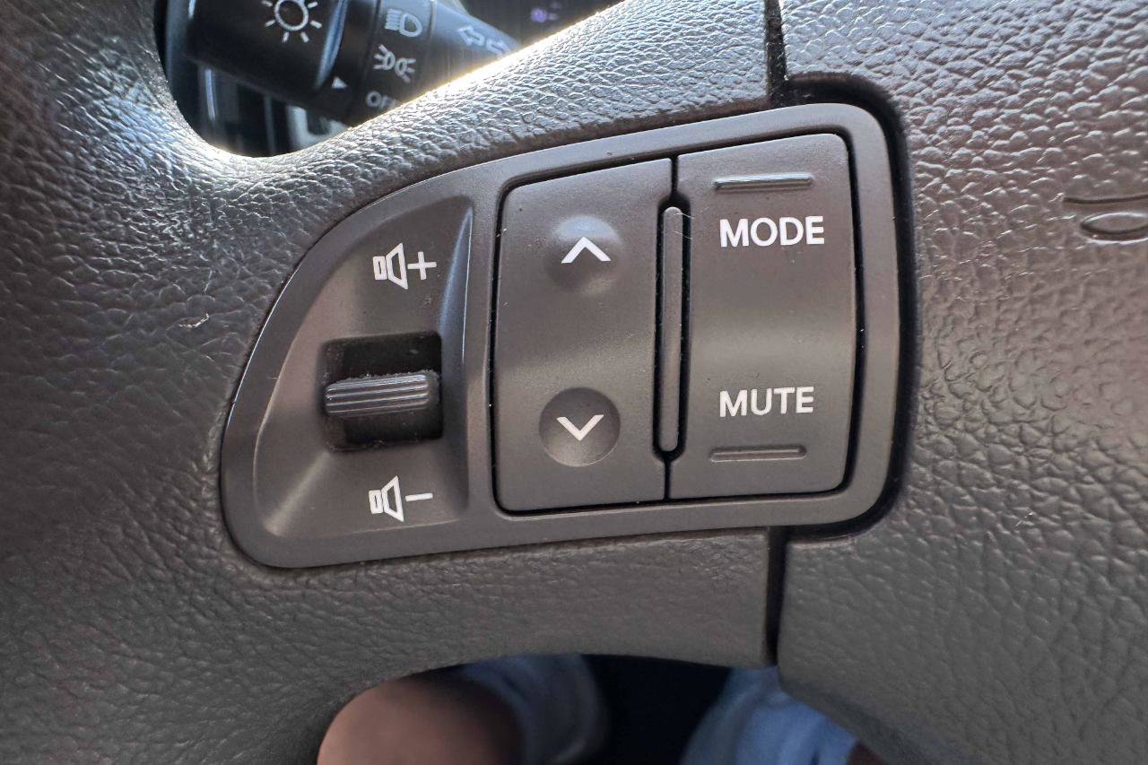 Used 2013 Kia Sportage LX AWD/4WD image 19