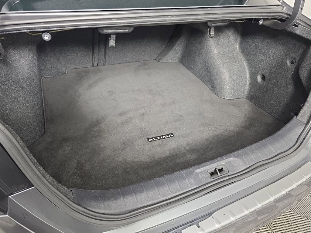 Used 2022 Nissan Altima 2.5 SR image 30
