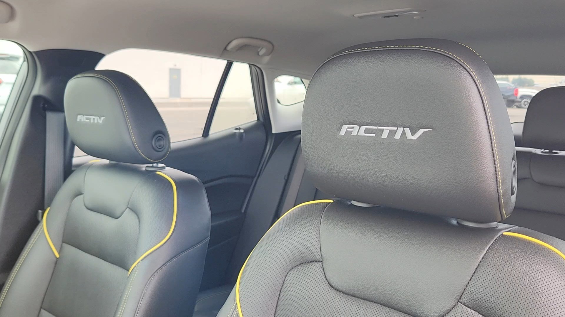 Used 2024 Chevrolet Trax ACTIV w/ Driver Confidence Package image 10