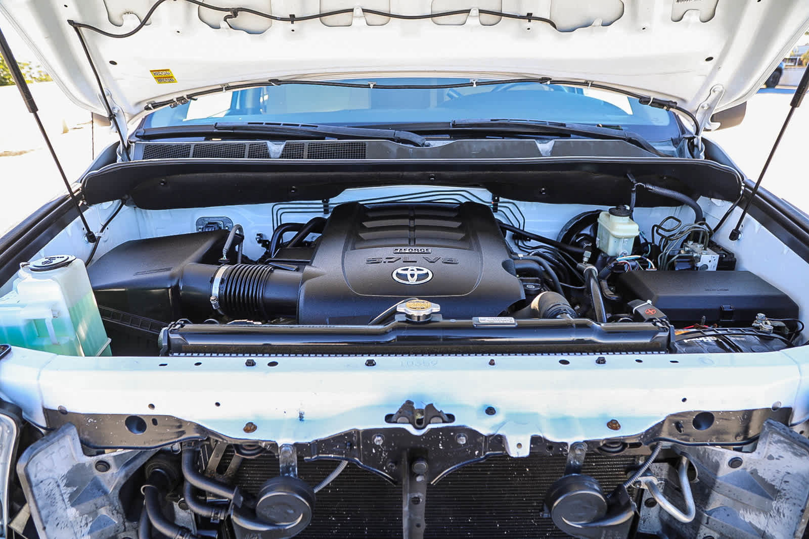 Used 2011 Toyota Tundra 2WD CrewMax w/ Tow Pkg image 26