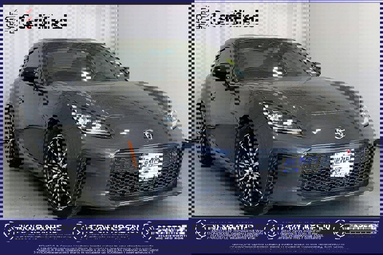 Used 2022 Toyota GR86 image 1