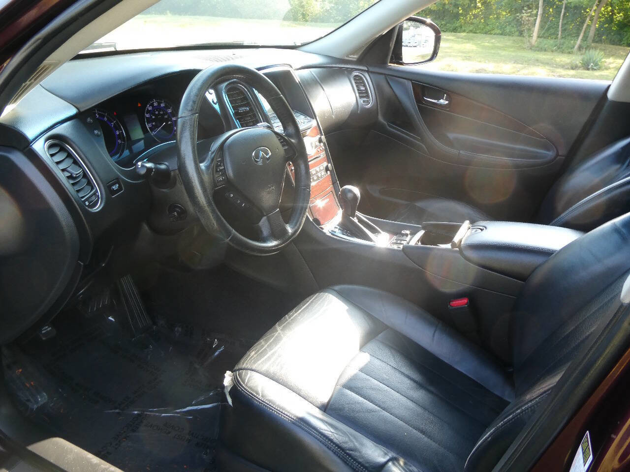 Used 2012 INFINITI EX35 Journey w/ Premium Pkg image 8