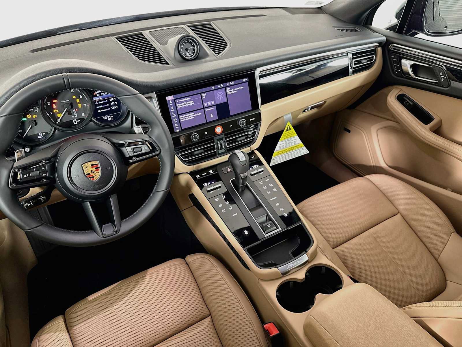 New 2026 Porsche Macan AWD/4WD image 25