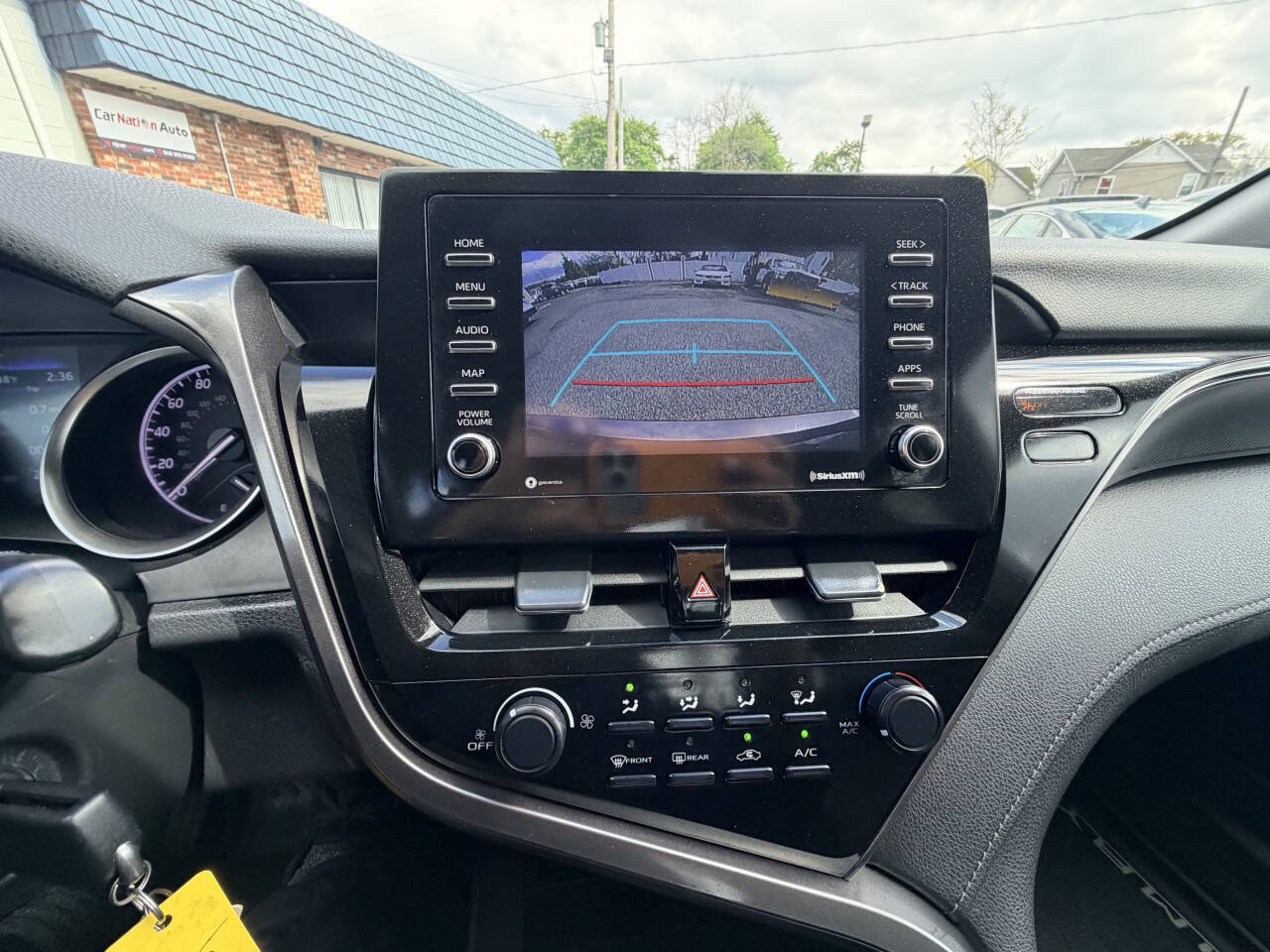 Used 2021 Toyota Camry LE FWD image 8