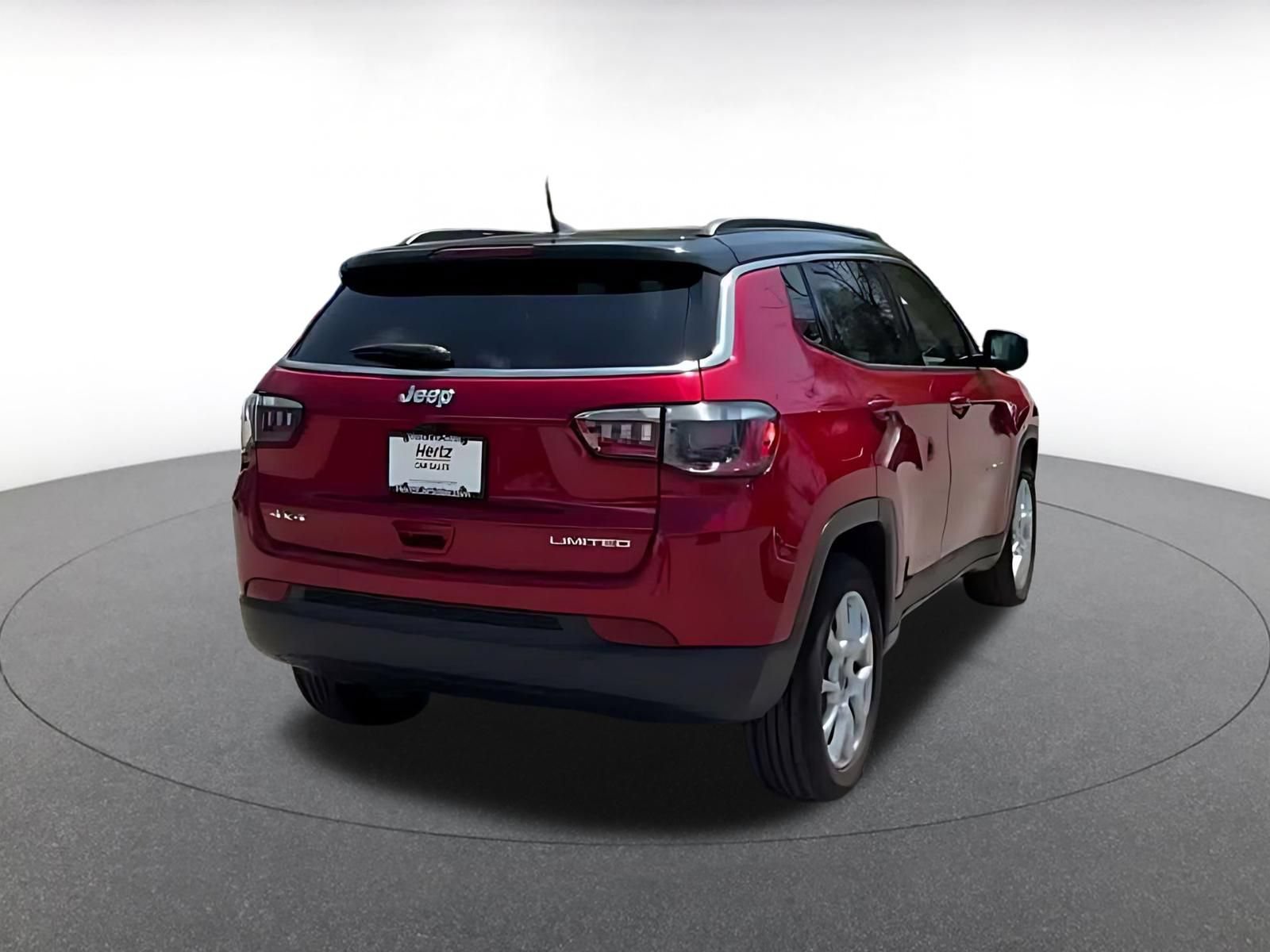 Used 2025 Jeep Compass Limited AWD/4WD image 14