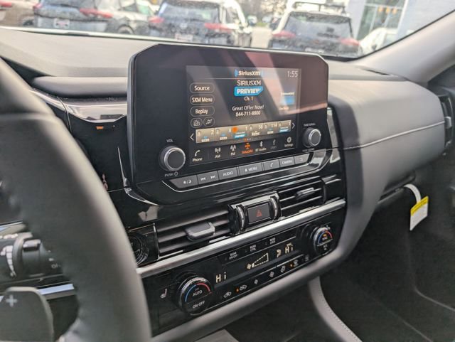 New 2025 Nissan Pathfinder SL image 21