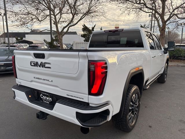 Used 2024 GMC Sierra 2500 Denali Ultimate image 8