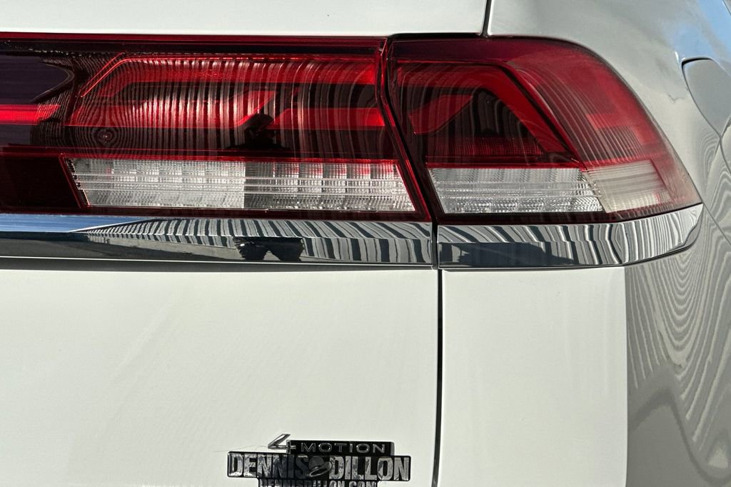 Used 2024 Volkswagen Atlas Cross Sport SE image 28