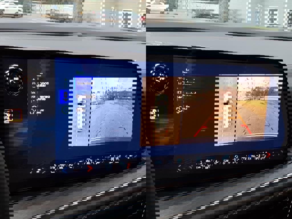 New 2026 Chevrolet Suburban Premier image 26