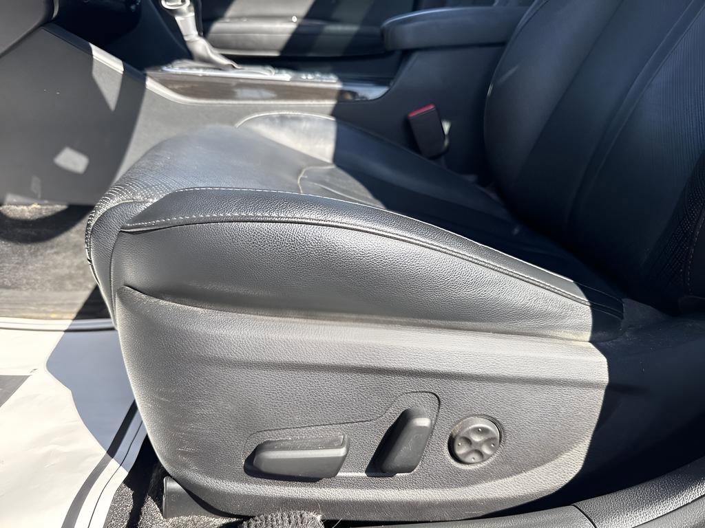 Used 2020 Kia Optima Premium FWD image 14