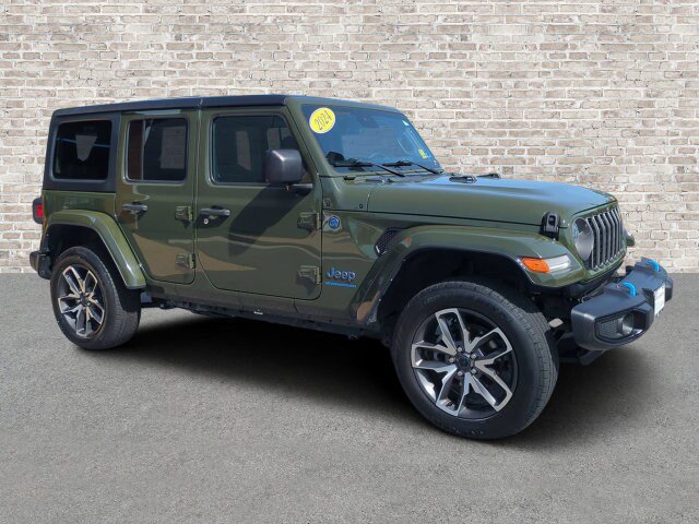 Used 2024 Jeep Wrangler Unlimited w/ Convenience Group