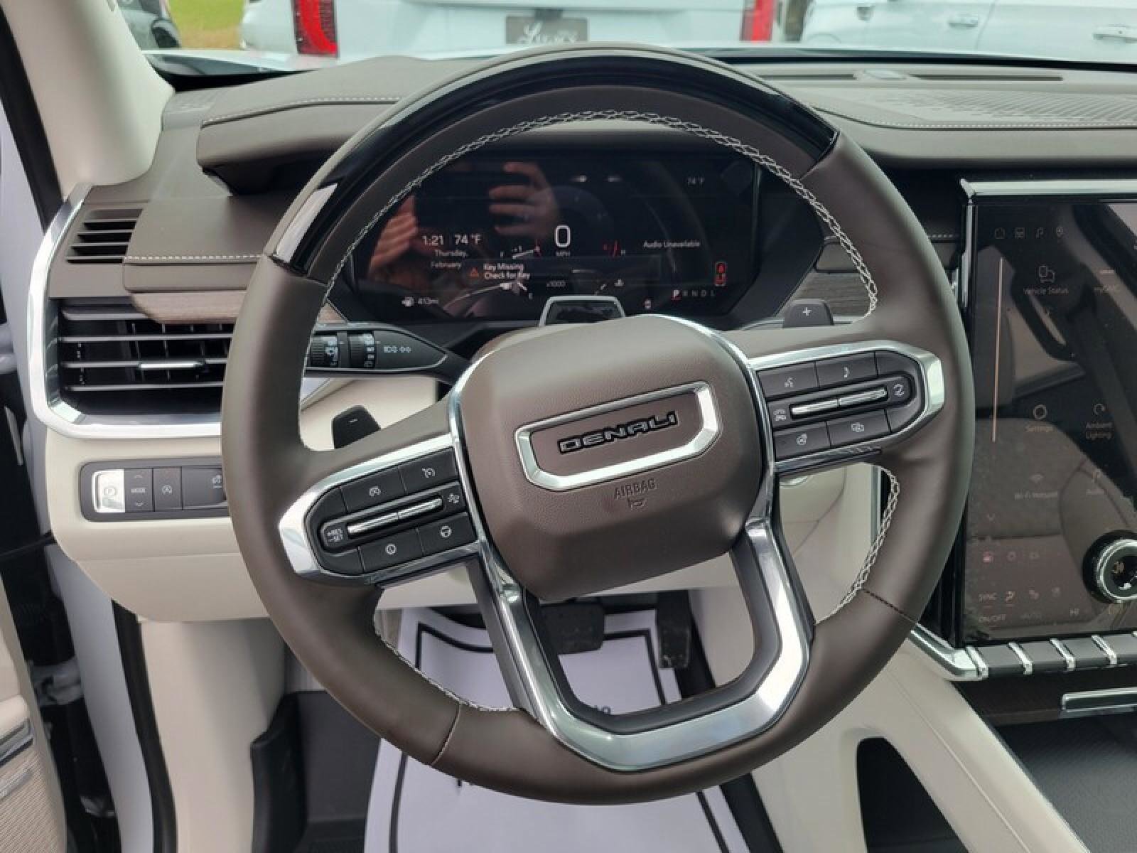 New 2026 GMC Acadia Denali w/ Super Cruise Package image 13