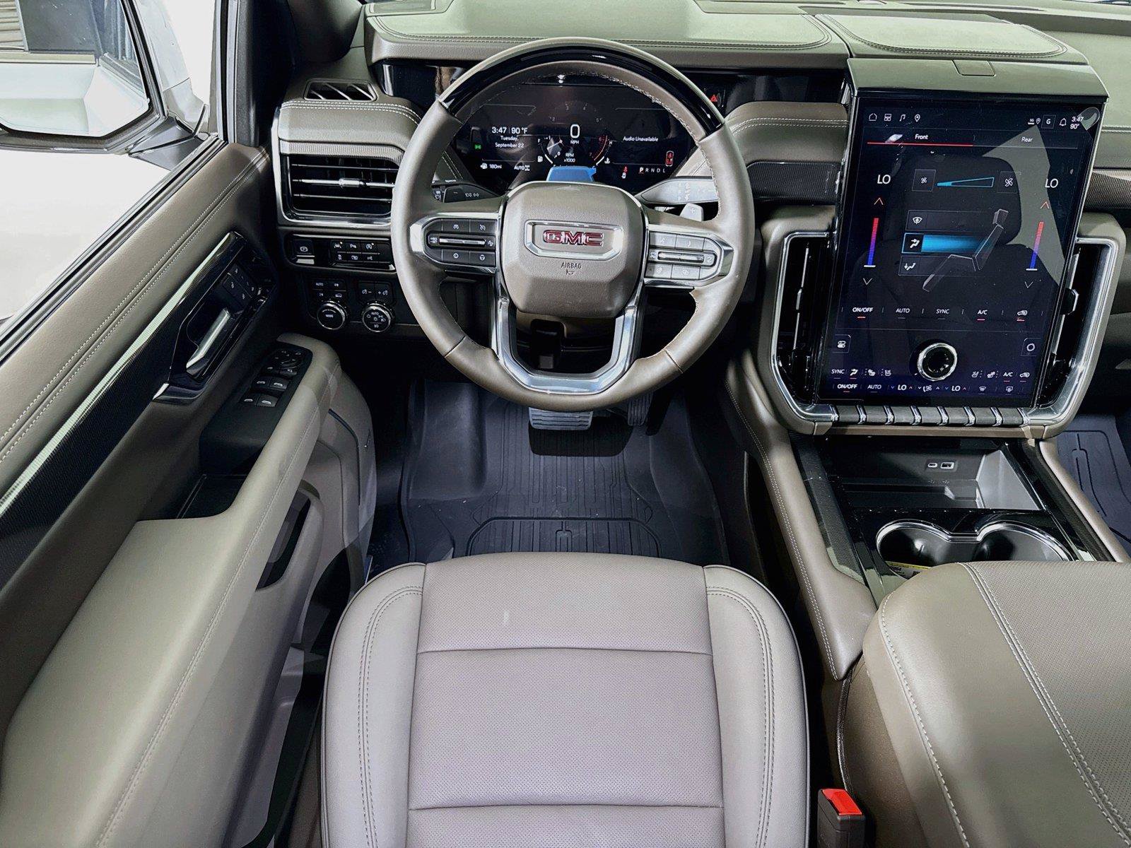 New 2027 GMC Yukon XL Elevation w/ LPO, Floor Liner Package AWD/4WD image 15