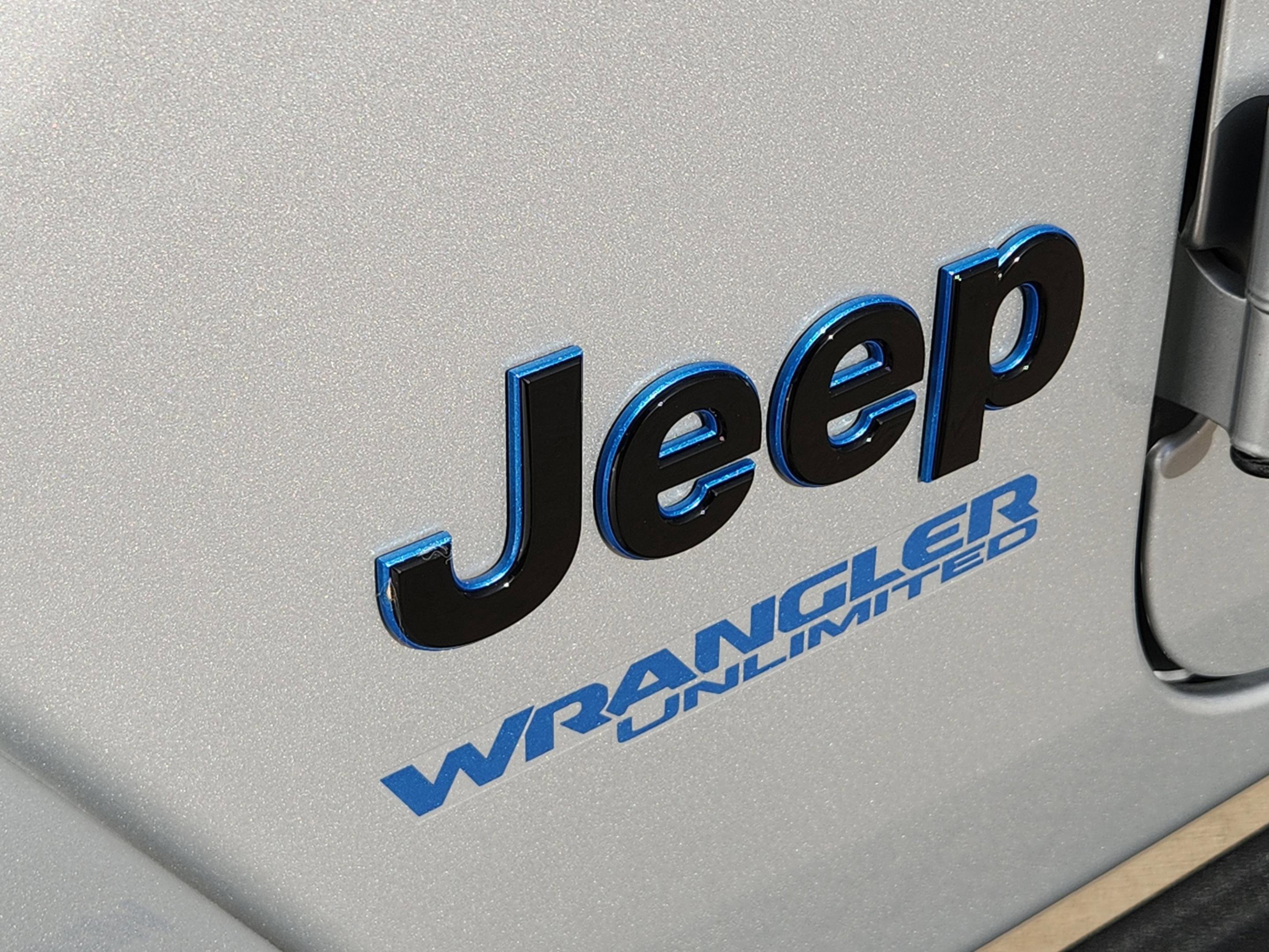 Used 2022 Jeep Wrangler Unlimited Sahara image 9