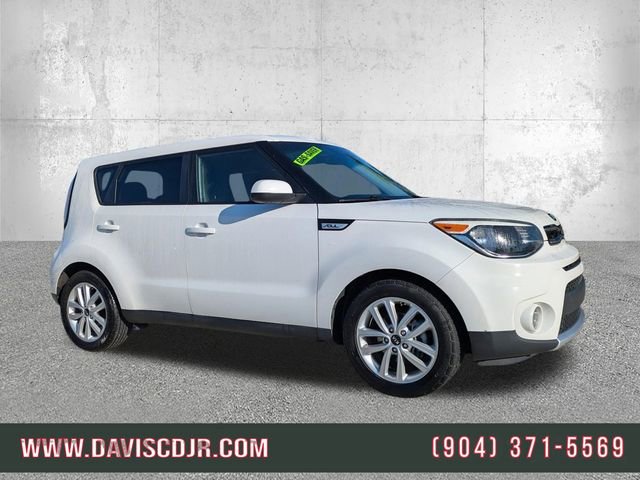 Used 2018 Kia Soul + image 1