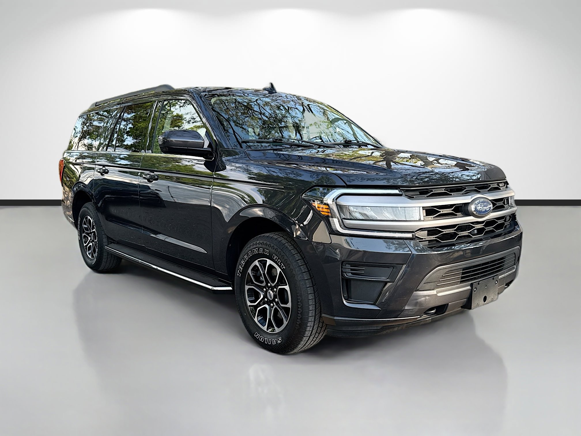 Used 2022 Ford Expedition Max XLT image 7