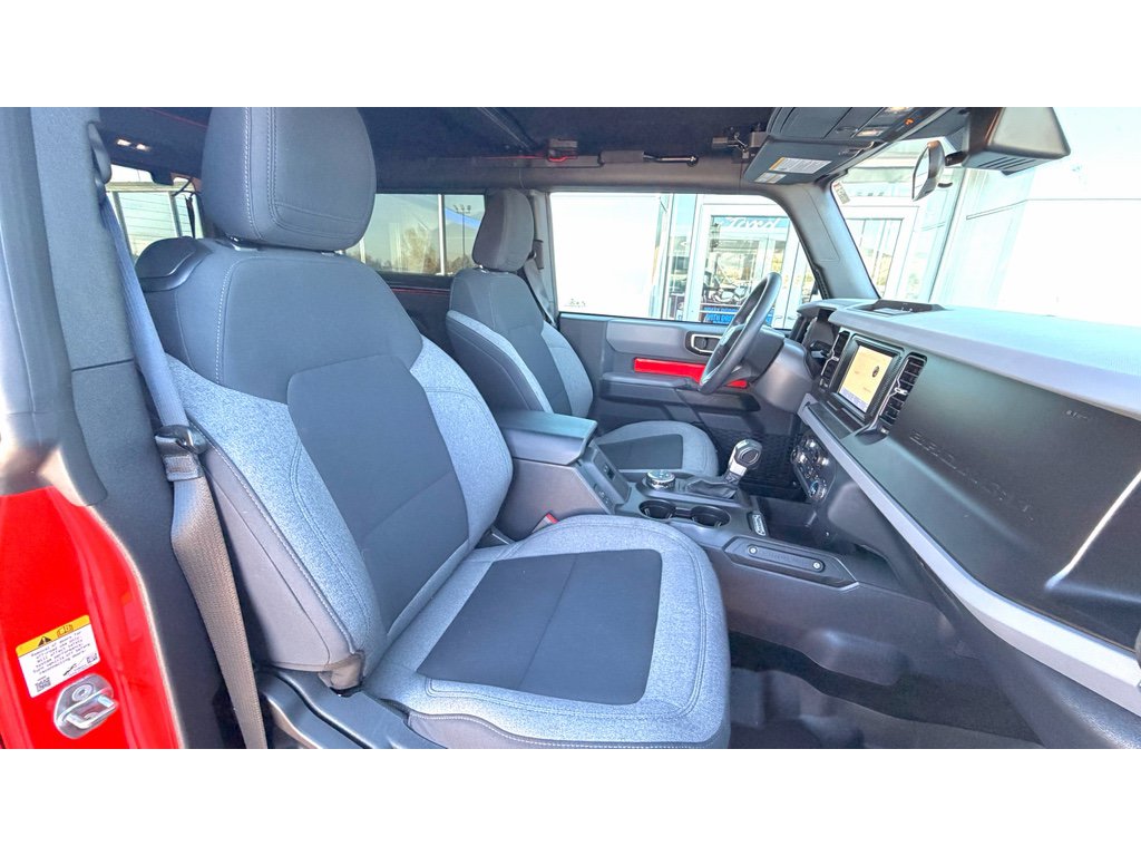 Used 2022 Ford Bronco 2-Door AWD/4WD image 9