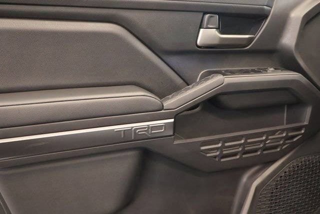 New 2025 Toyota Tacoma TRD Off-Road AWD/4WD image 9