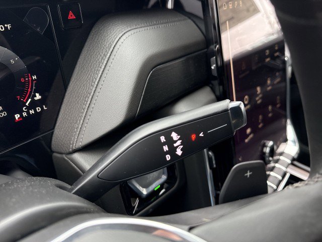 New 2026 GMC Yukon Denali w/ Sun & Power Step Package image 22