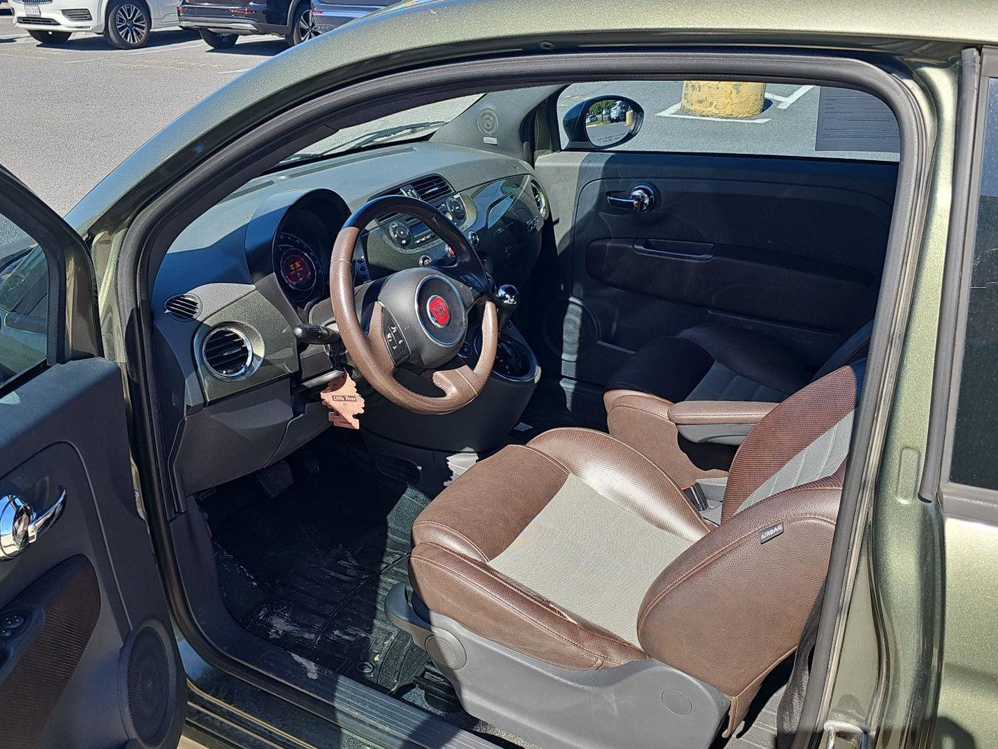 Used 2012 FIAT 500 Sport w/ Safety & Sound Pkg FWD image 7