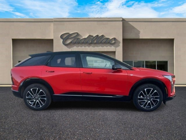 Certified 2025 Cadillac Optiq Sport 1 image 2