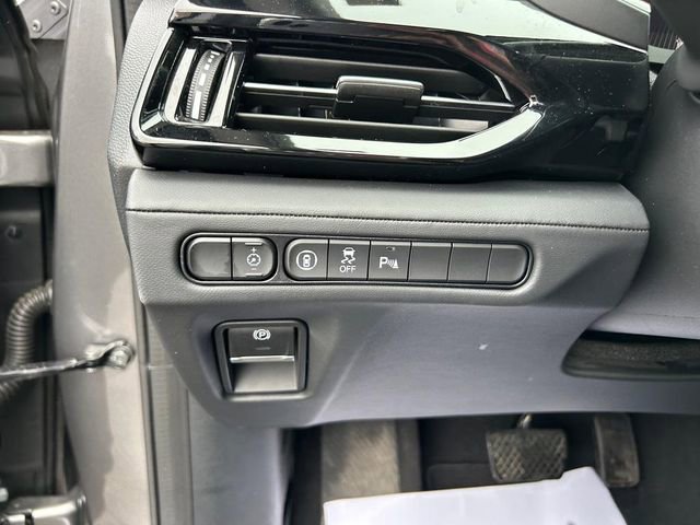 Used 2023 Acura MDX SH-AWD w/ Technology Package image 24