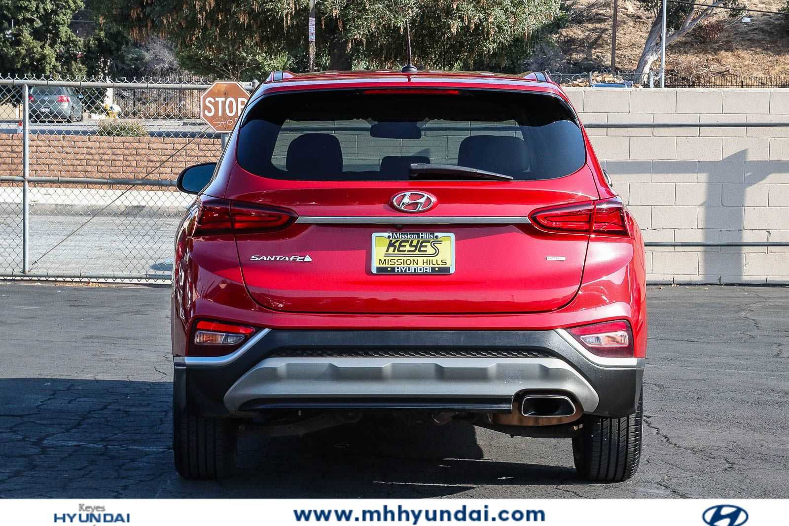 Used 2019 Hyundai Santa Fe SE AWD/4WD image 3