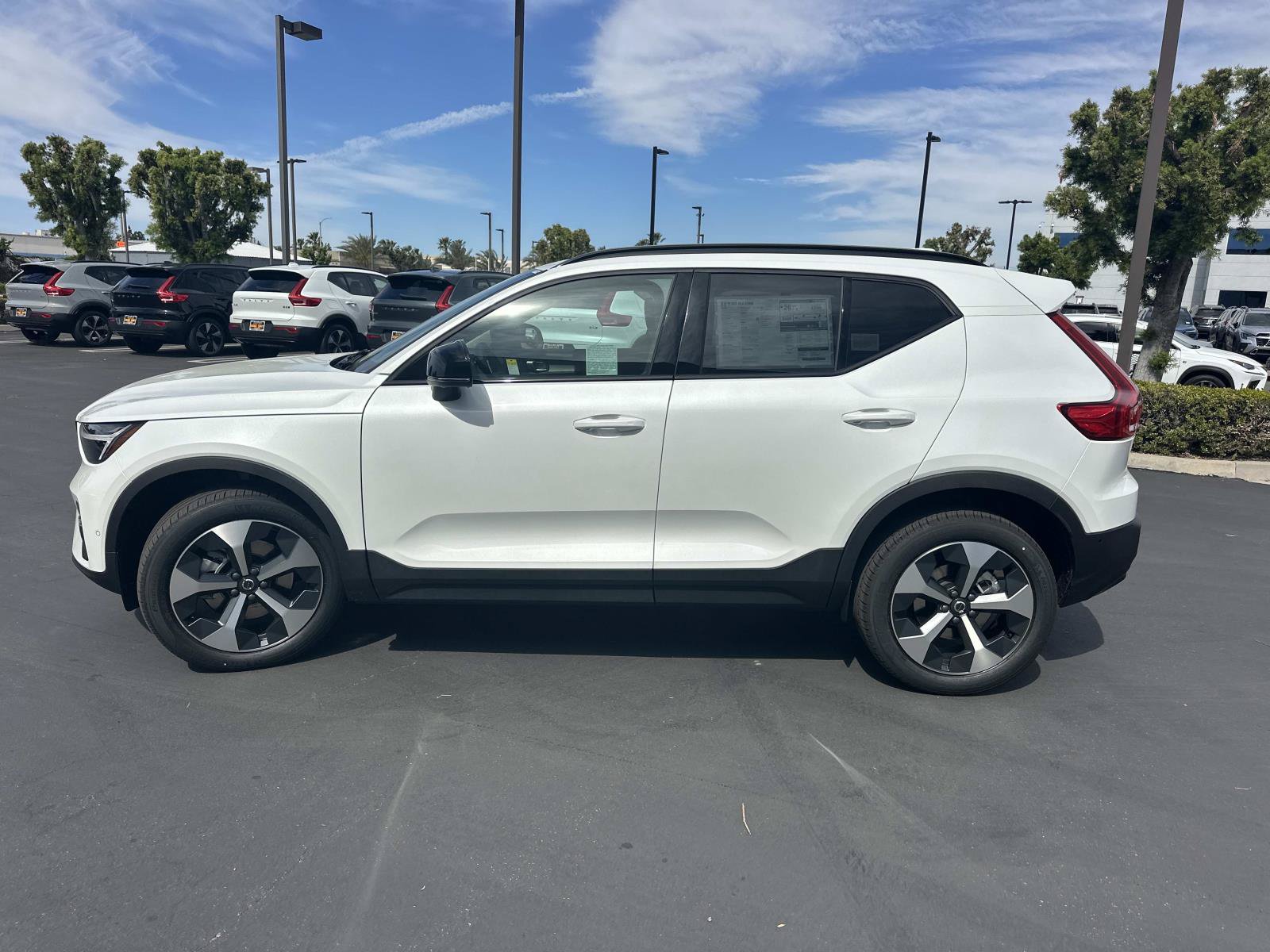 New 2026 Volvo XC40 B5 Plus w/ Protection Package Premier AWD/4WD image 4