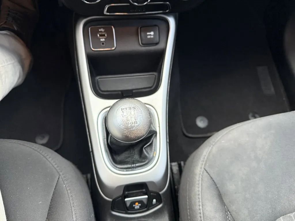 Used 2017 Jeep Compass Sport image 10