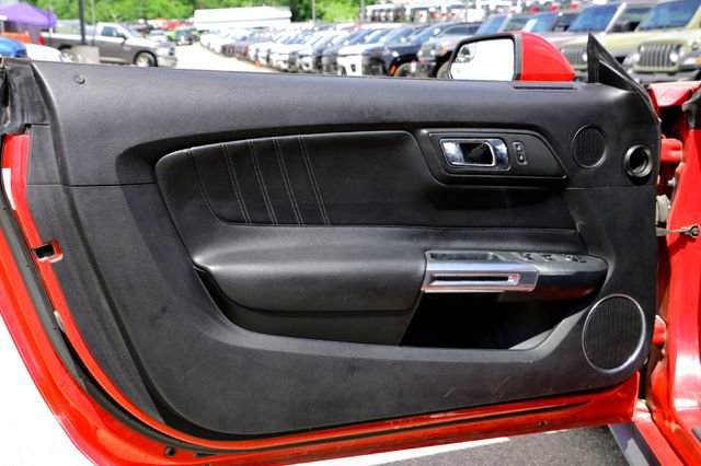 Used 2015 Ford Mustang Premium image 20