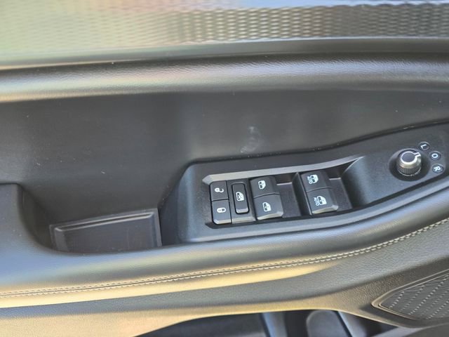Used 2025 Jeep Grand Cherokee Altitude AWD/4WD image 24