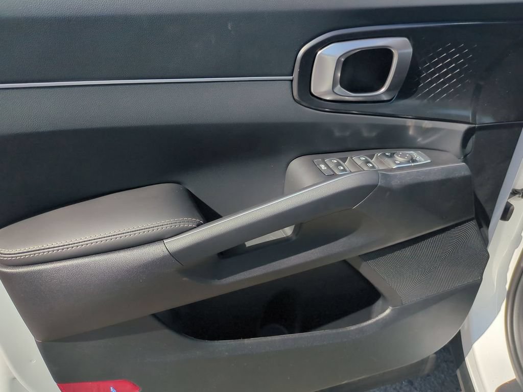 New 2026 Kia Sorento LX FWD image 22