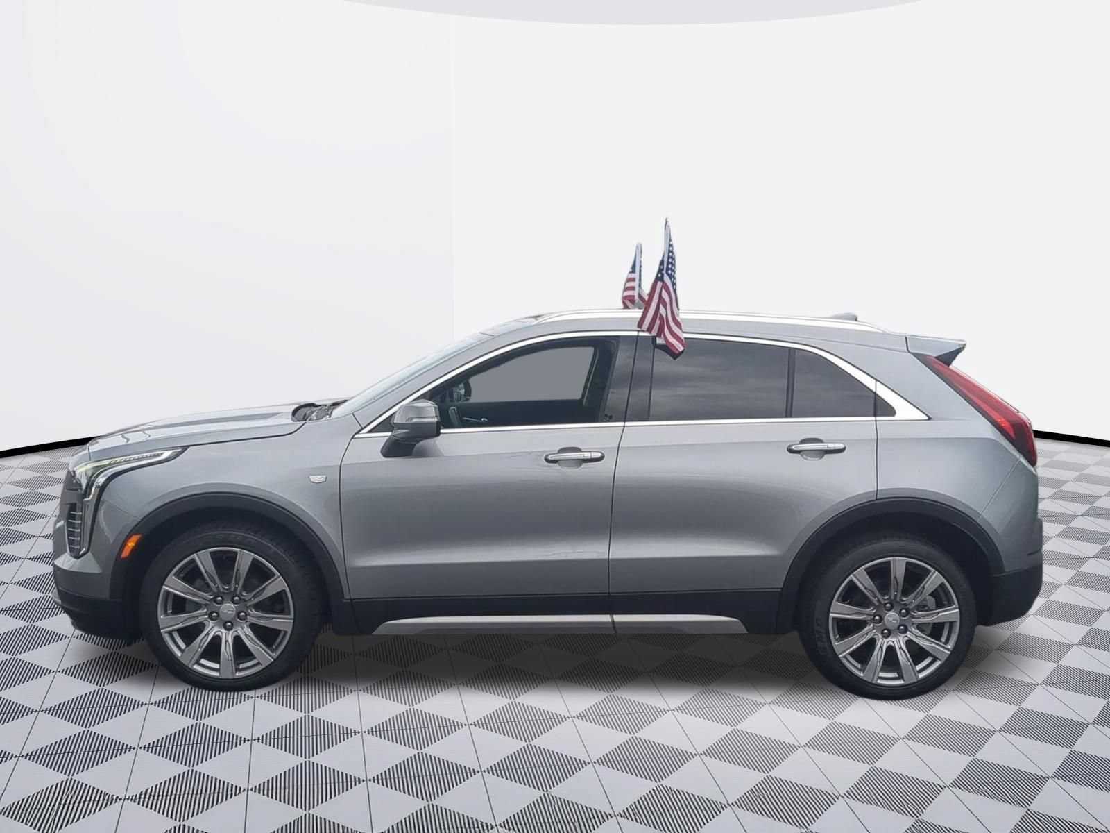 Certified 2023 Cadillac XT4 Premium Luxury w/ Cold Weather Package AWD/4WD image 4