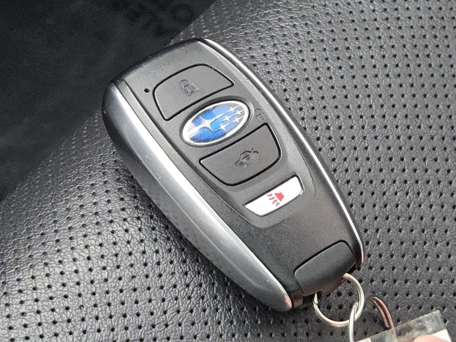 Used 2020 Subaru Ascent Limited w/ Technology Package image 32