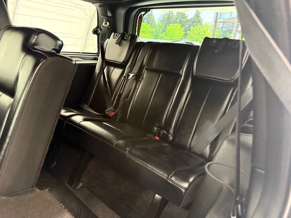 Used 2017 Ford Expedition Limited w/ Equipment Group 301A AWD/4WD image 21