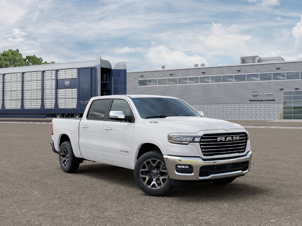 New 2027 RAM 1500 Laramie AWD/4WD image 5