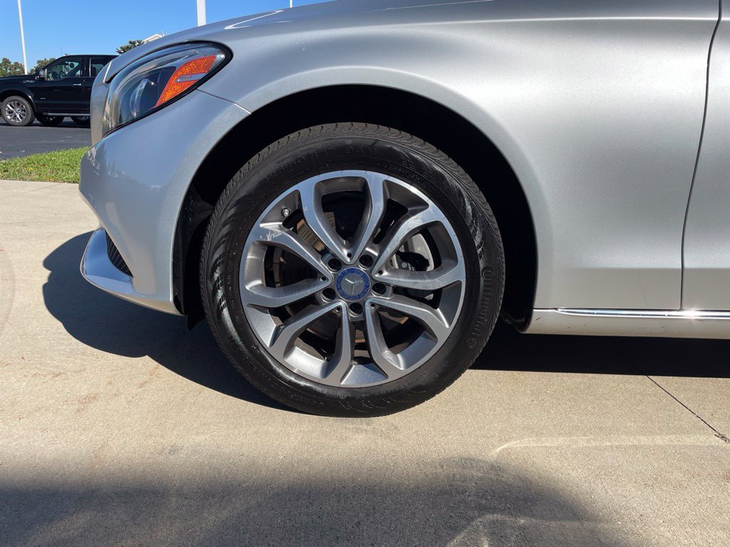 Used 2016 Mercedes-Benz C 300 4MATIC Sedan image 16