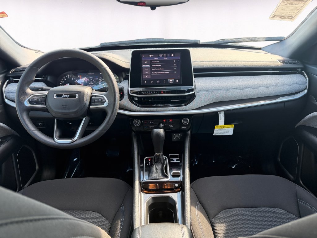 Used 2025 Jeep Compass Sport AWD/4WD image 10