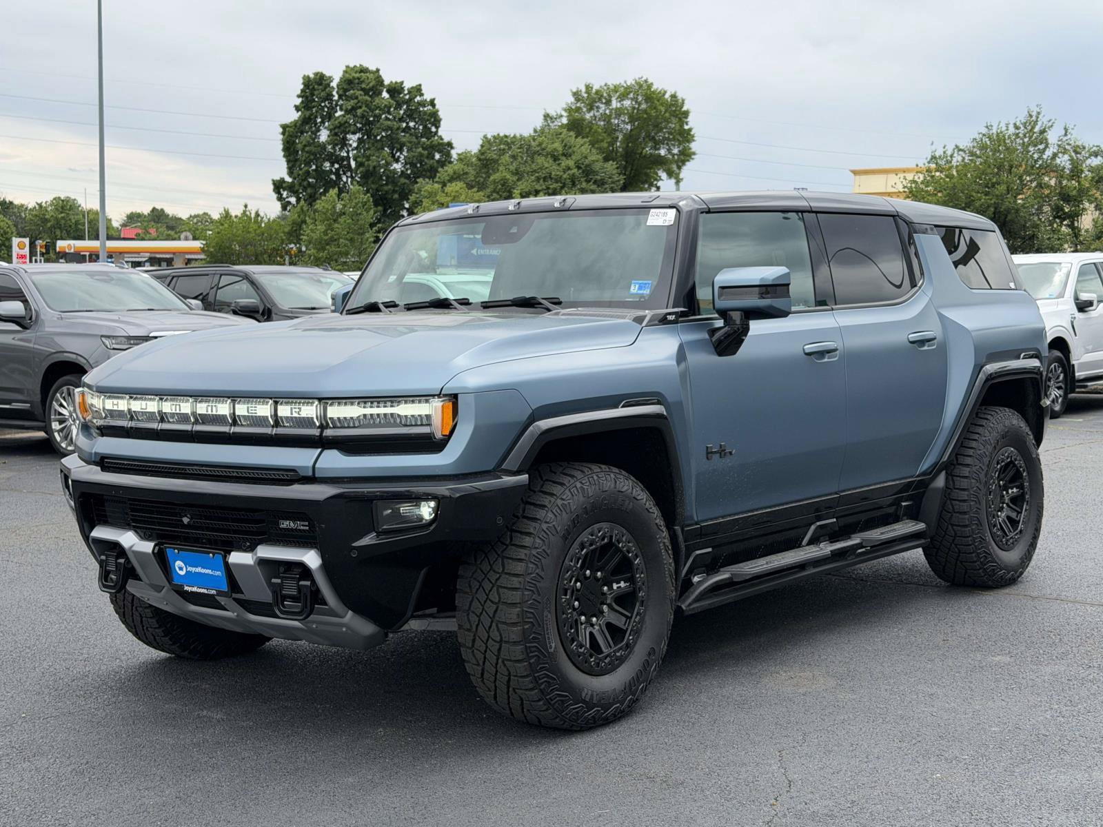 Used 2024 GMC Hummer EV 3X w/ Omega Edition AWD/4WD image 4