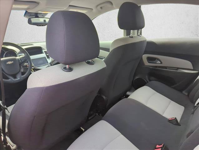 Used 2014 Chevrolet Cruze LS FWD image 18