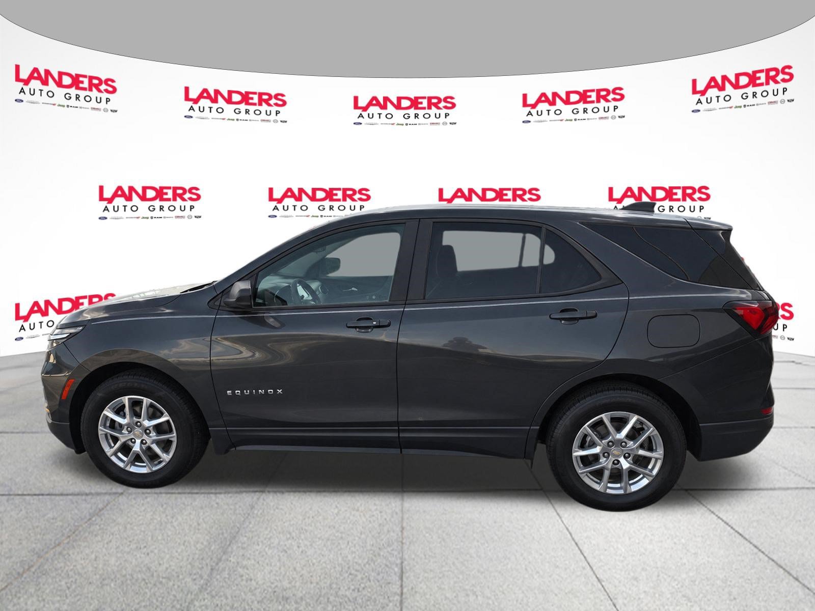 Used 2022 Chevrolet Equinox LS w/ LS Convenience Package FWD image 7