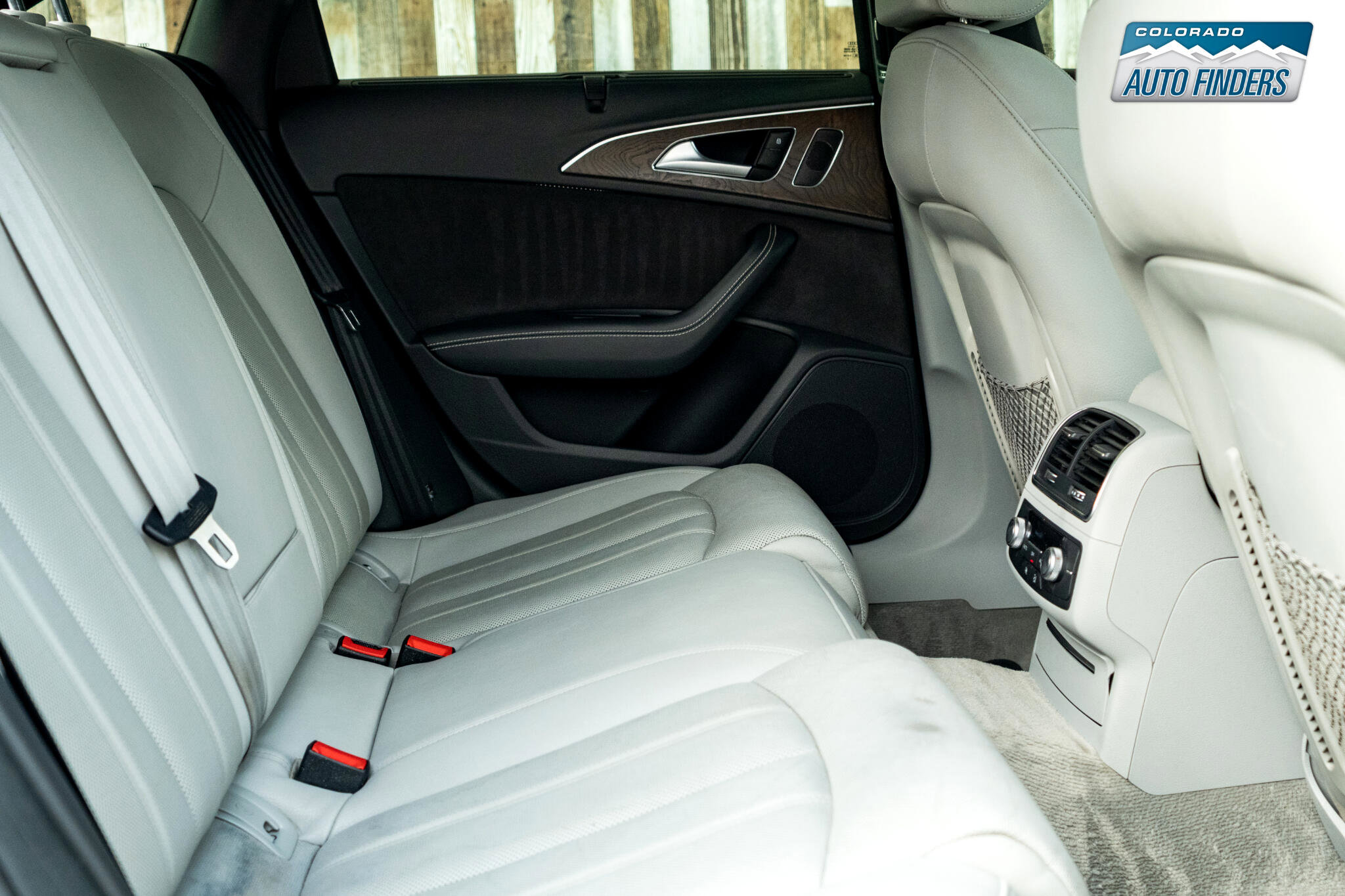 Used 2018 Audi S6 Prestige w/ Prestige Package image 25