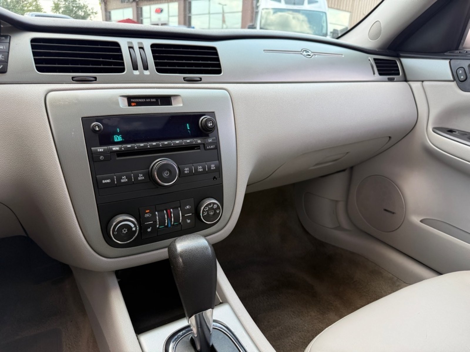 Used 2007 Chevrolet Impala SS w/ Convenience Package FWD image 12