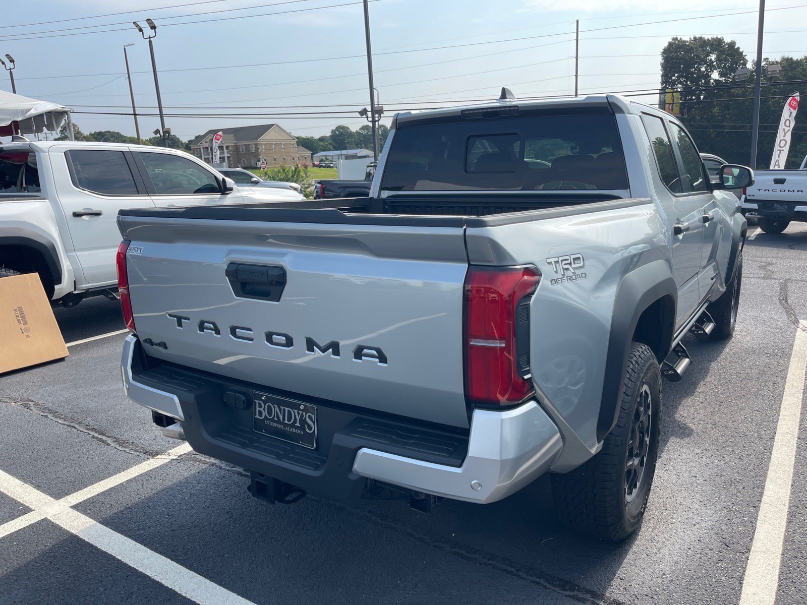 New 2026 Toyota Tacoma TRD Off-Road AWD/4WD image 15