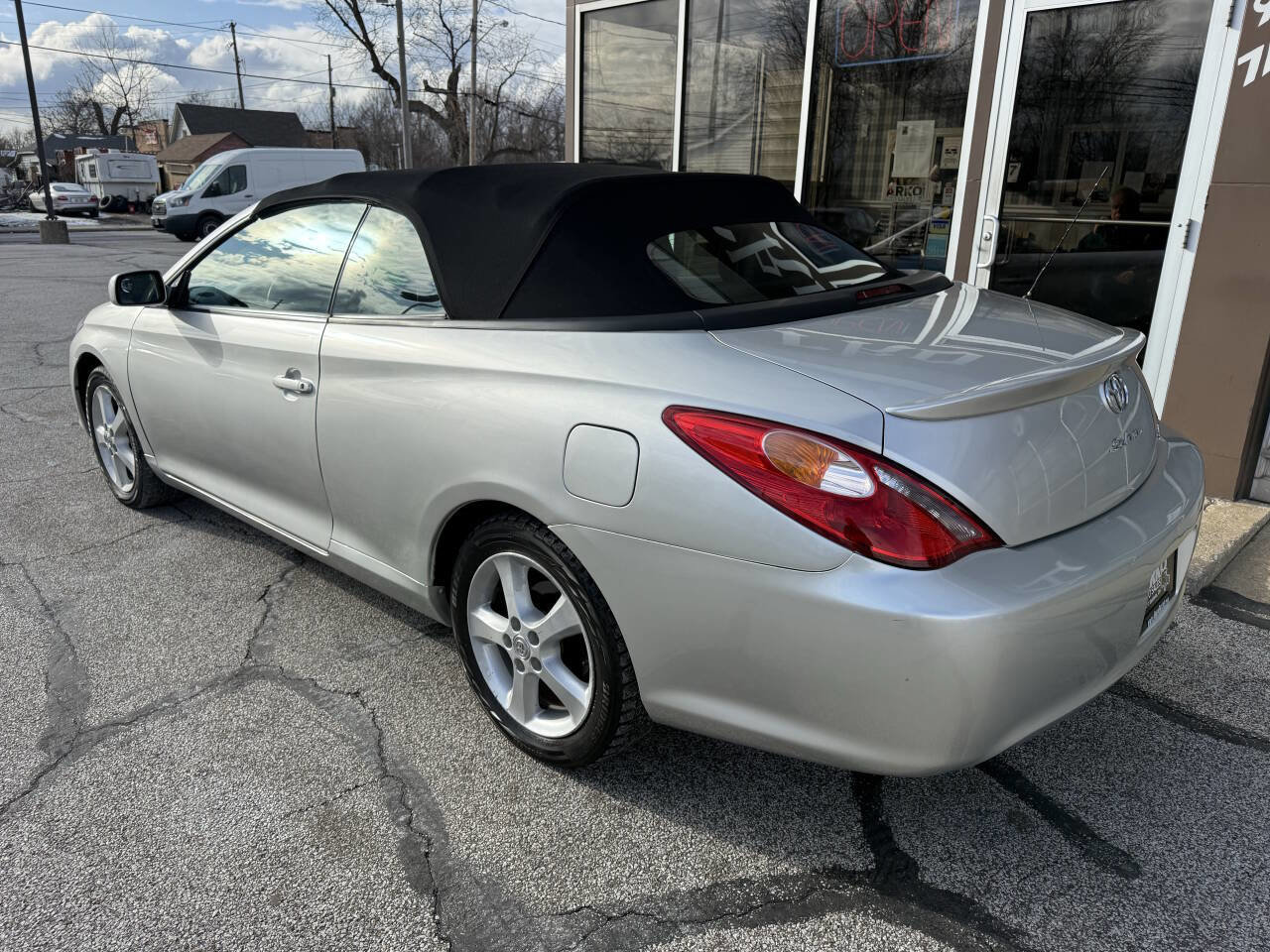 Used 2005 Toyota Solara SLE image 7